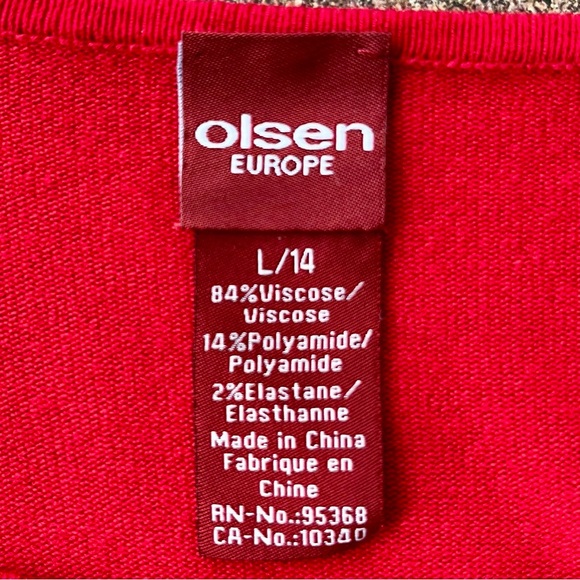 Red Olsen Sweater Size Large - Picture 7 of 7